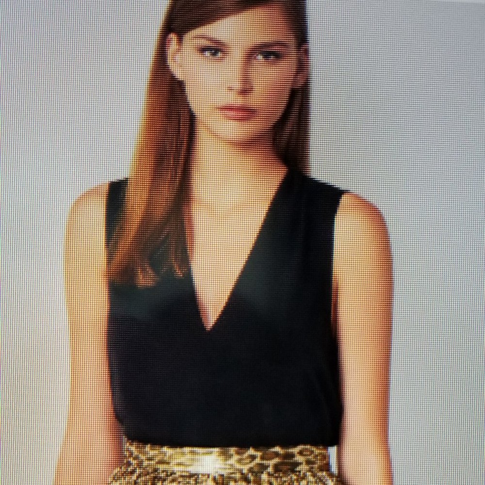 BCBG MAXAZRIA Black Tank top size small